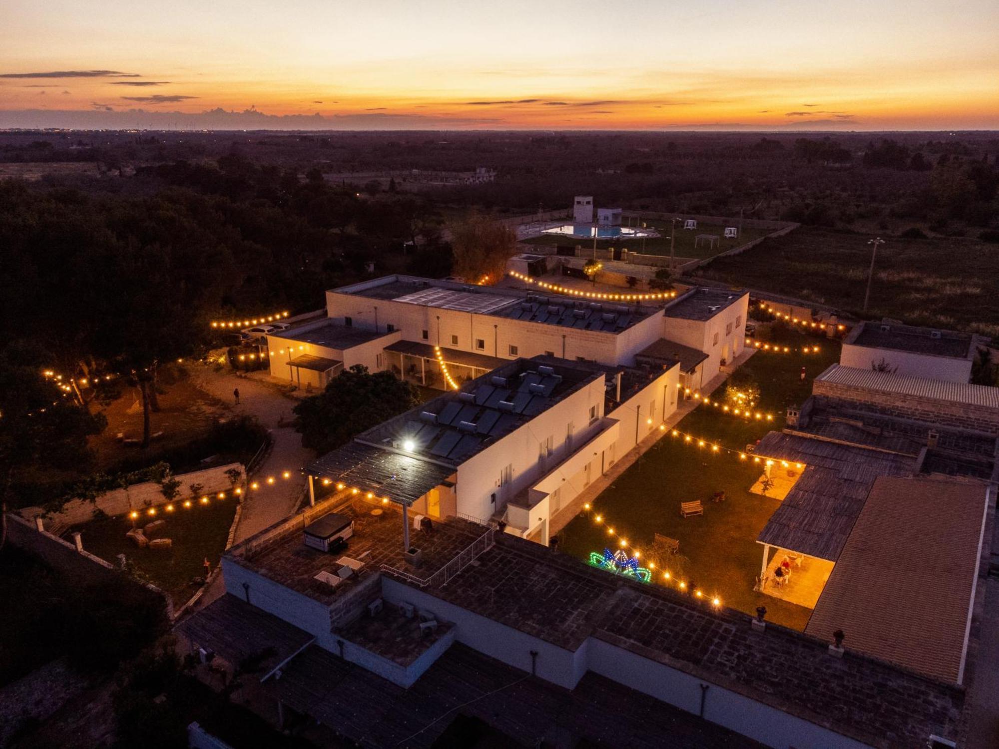 Masseria Rauccio Torre dell'Orso Bagian luar foto