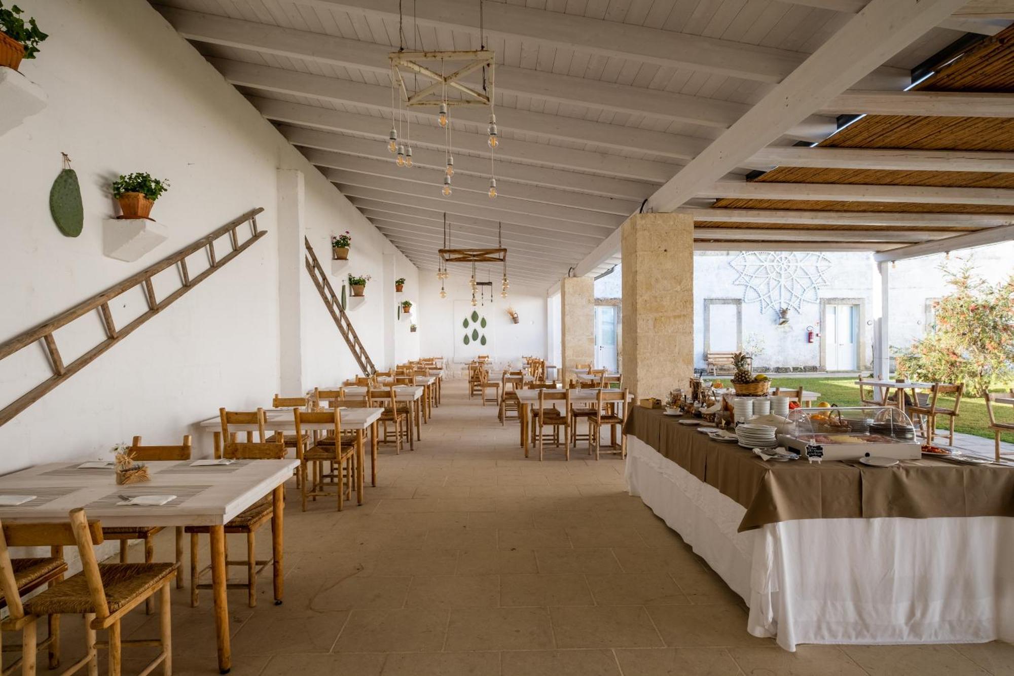 Masseria Rauccio Torre dell'Orso Bagian luar foto